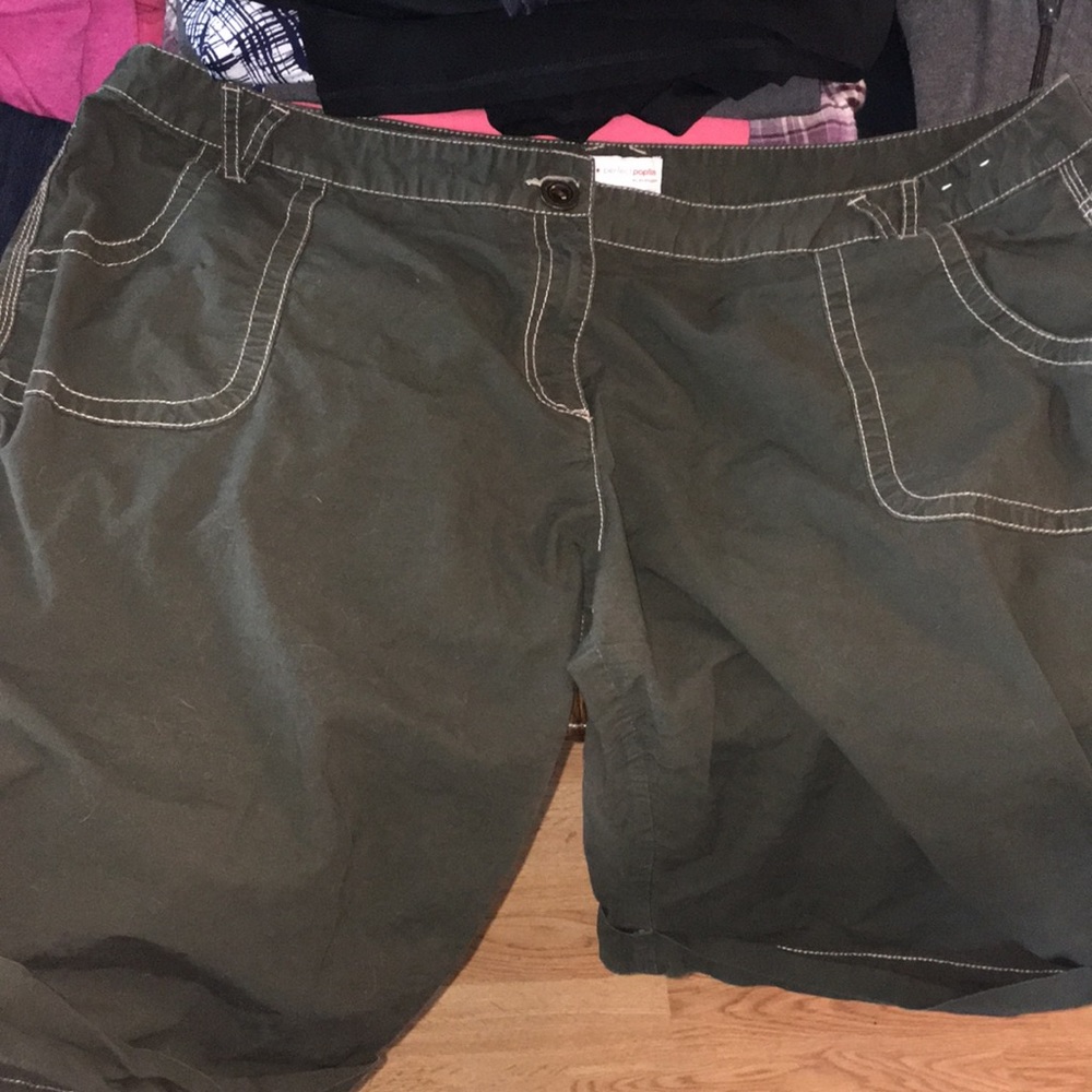 Avenue Bermuda Shorts Plus Size 24